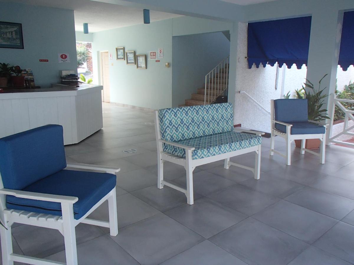 Chrisanns Beach Resort Ocho Ríos Exterior foto